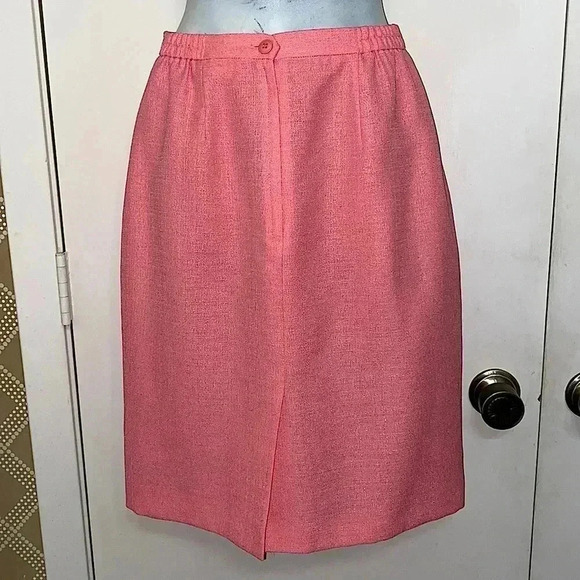 Le Suit Jacket/Blazer/Skirt Set - Picture 1 of 16